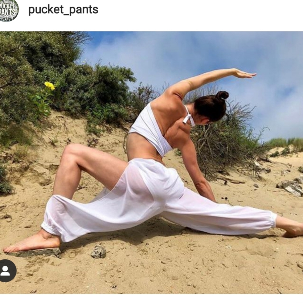 Flowy yoga pants
